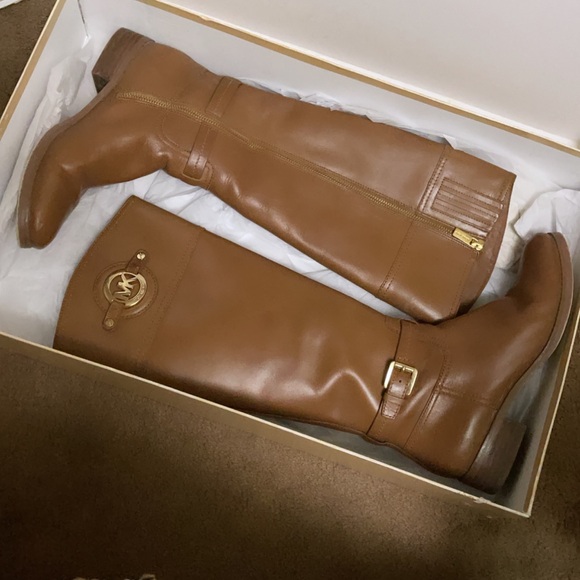SOLD! Michael Kors Boots - Picture 2 of 2